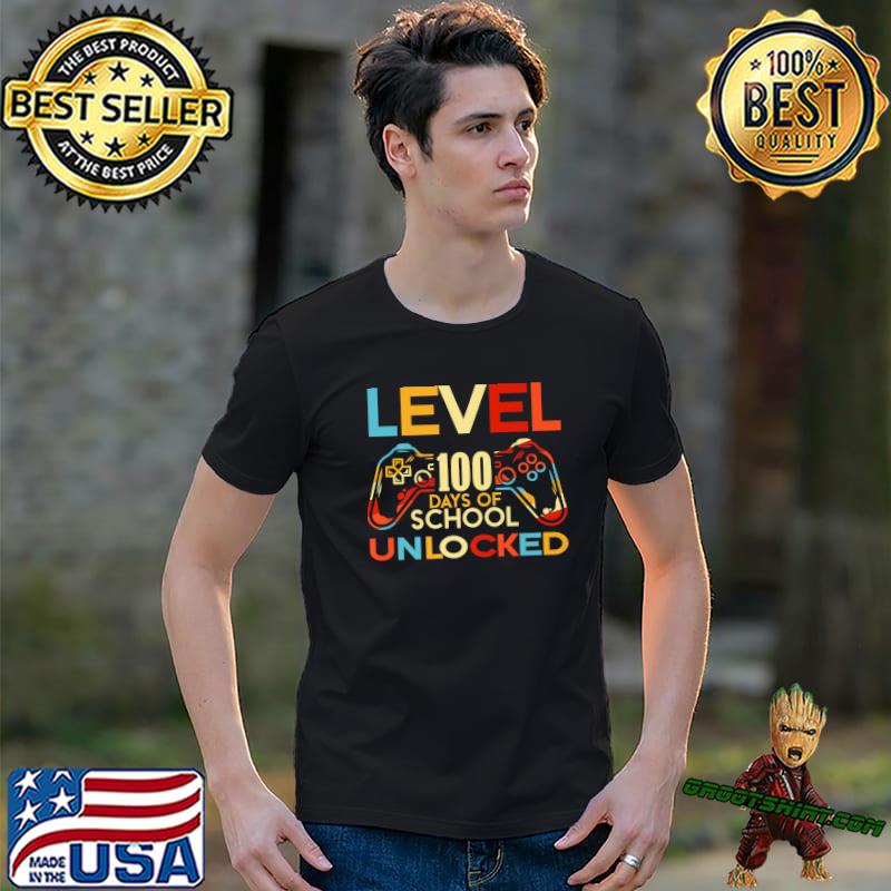 Level 100 Days Of School Unlocked Gamer Playing Videogames Retro T-Shirt