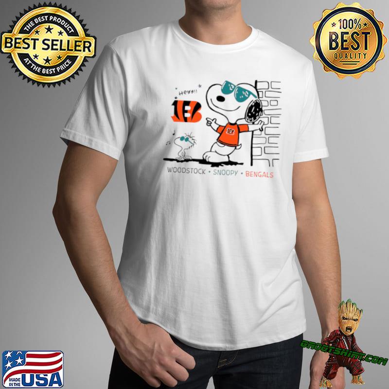 Woodstock Snoopy Bengals Shirt, hoodie, longsleeve, sweatshirt, v-neck tee